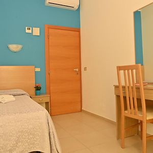 Budget Single Room